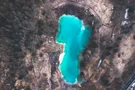 Blauer See aus der Luft (Drohne)