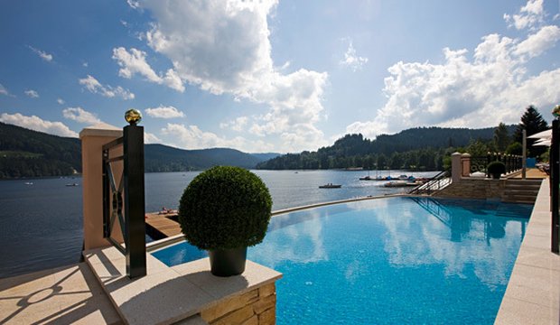 Treschers Romantikhotel - Außenpool Treschers Romantikhotel - Außenpool