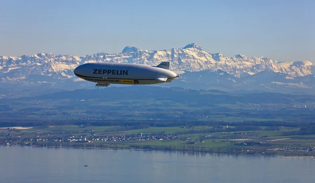 Zeppelin Alpenpanorama Bodensee