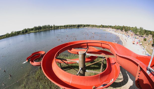 Mondsee - Strandbad mit Wasserrutsche Mondsee