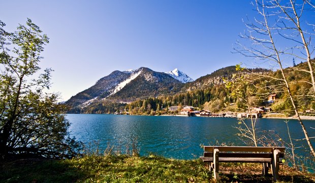 Das türkisene Wasser vom Walchensee Das türkisene Wasser vom Walchensee
