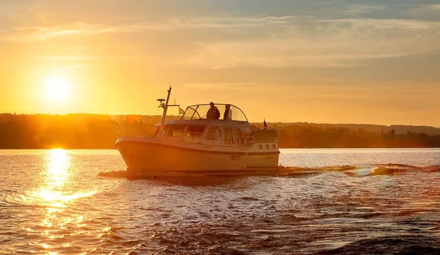 Hausboot-Urlaub auf dem Wasser