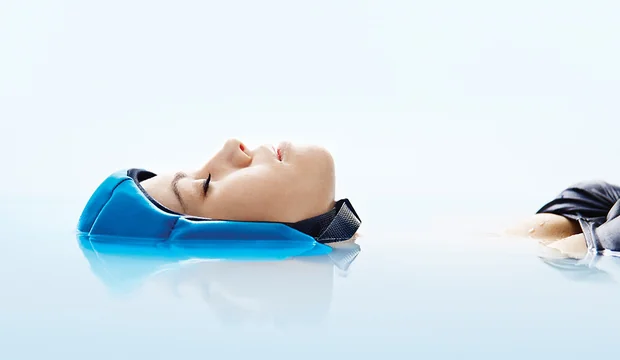Float: Schwerelosigkeit im Wasser