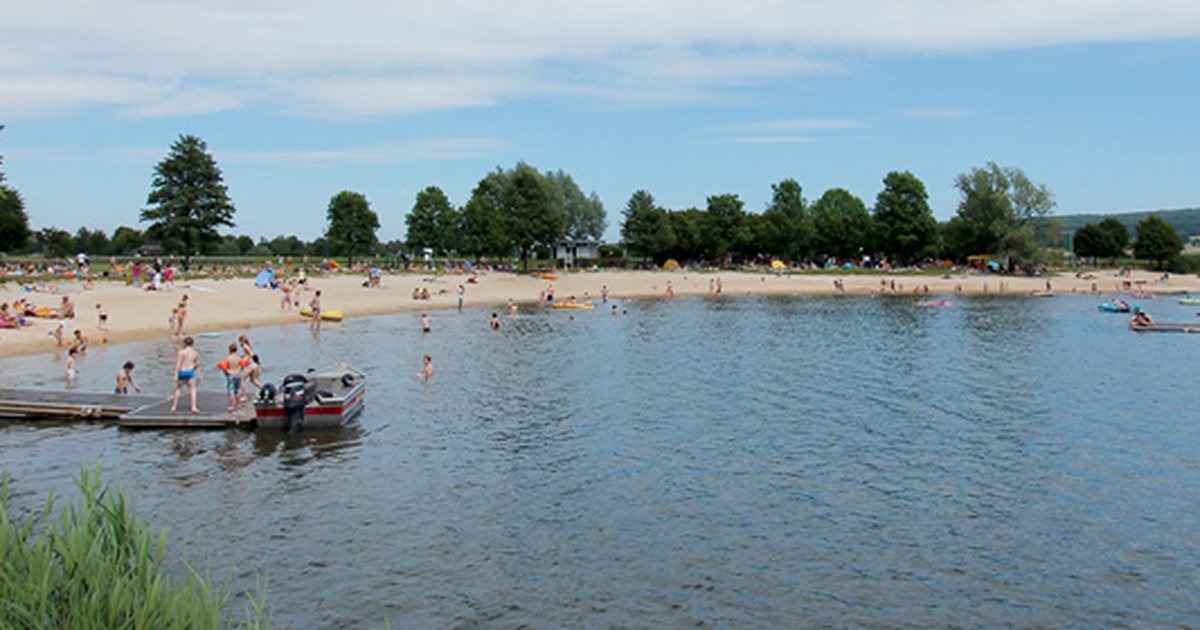 Die Freizeitanlage Hxter-Godelheim : Die schnsten Unterknfte am Wasser