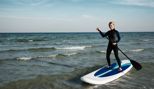 Stand up Paddlen im Meer Stand up Paddlen im Meer
