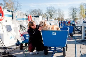 Start des Hausbooturlaubs mit dem Hund; Foto: Holger Leue Start des Hausbooturlaubs mit dem Hund; Foto: Holger Leue