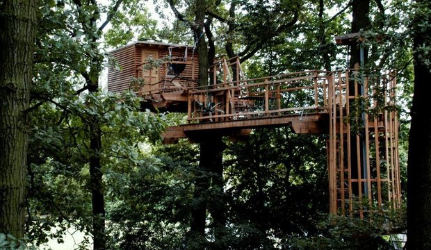 Das Baumhaus des Kletterwalds Leipzig, direkt am Albrechtshainer See Das Baumhaus des Kletterwalds Leipzig, direkt am Albrechtshainer See