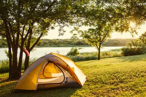 Campingplatz am See, Foto: © Lanewood Studio / Fototlia