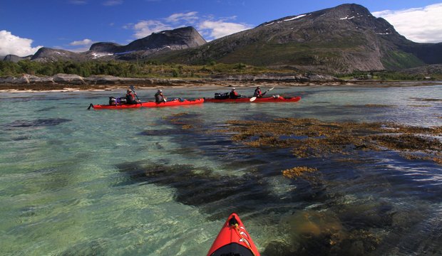 Tolle Landschaft bei der Kajaktour in Nordnorwegen Tolle Landschaft bei der Kajaktour in Nordnorwegen