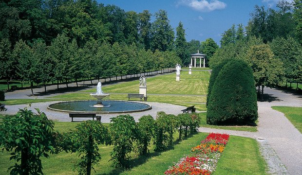 Schlossgarten von Neustrelitz (© Tourismusverband Mecklenburg-Vorpommern | Bernt Hoffmann) Schlossgarten von Neustrelitz
