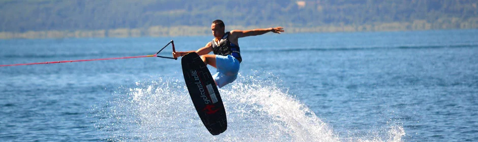 Wakeboarding an deutschen Flüssen Headmotiv