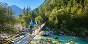 Fahrradfahren an der Soca