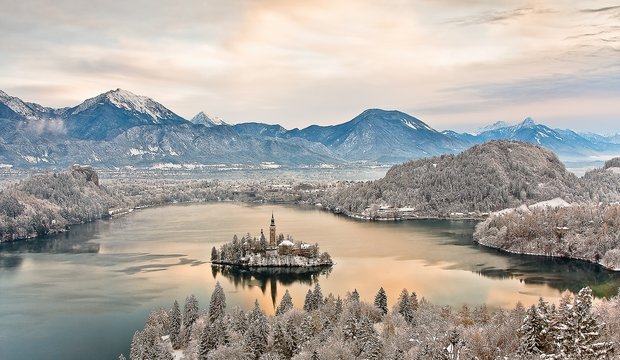 Wintermorgen am Bleder See Wintermorgen am Bleder See