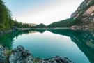 Blick auf den Pragser Wildsee