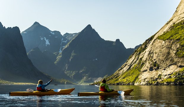 Mit dem Kayak in den Reine-Fjorden Mit dem Kayak in den Reine-Fjorden