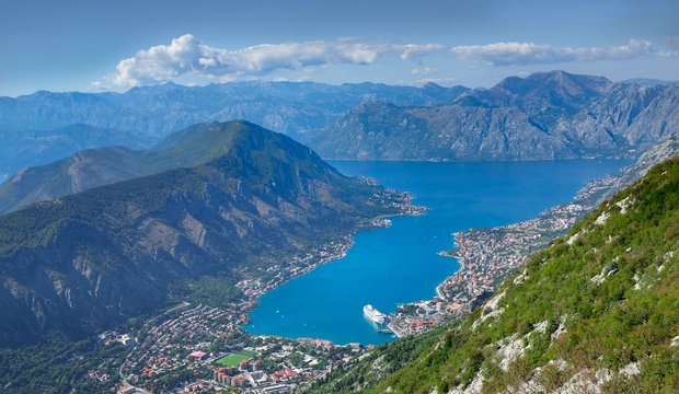 Blick auf die Küste von Montenegro Blick auf die Küste von Montenegro