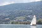 Segeln an einem Sommertag am Lago di Caldonazzo