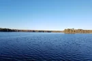 Strahlend Blauer Himmel über dem Orranäsasjön