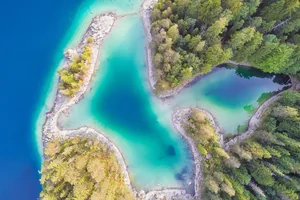 Drohnenflug über den Eibsee