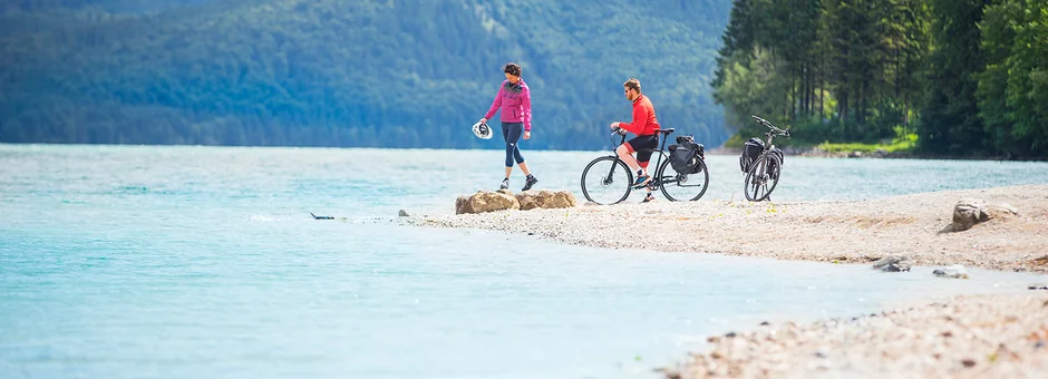 Wir zeigen Euch die vielfältigen Möglichkeiten, den See aktiv zu erleben und unsere schönsten Ideen für sportliche Erholung: Im Wasser, auf dem Board, im Boot, mit dem Rad oder zu Fuß rund um den See.