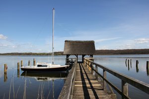 Blick auf den Steg am Ratzeburger See Blick auf den Steg am Ratzeburger See