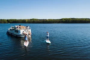 SUP Ausflug vom Boot - Locaboat SUP Ausflug vom Boot - Locaboat