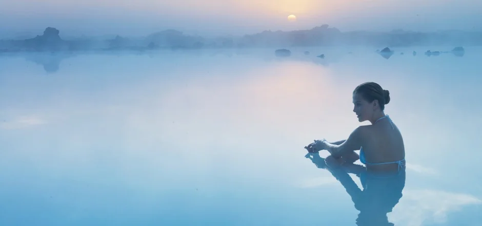 Entspannung der besonderen Art in der Blauen Lagune in Island