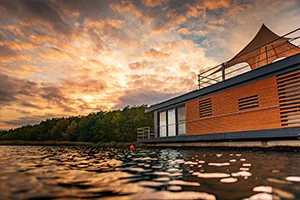 DL25 - Floatinghouses DL25 - Floatinghouses