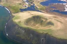 Flugaufnahme der Pseudokrater im Mývatn, Foto: Hansueli Krapf Flugaufnahme der Pseudokrater im Mývatn